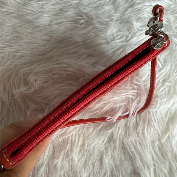 COACH y2k Soho Red Signature Canvas Wristlet - Picture 4 of 8